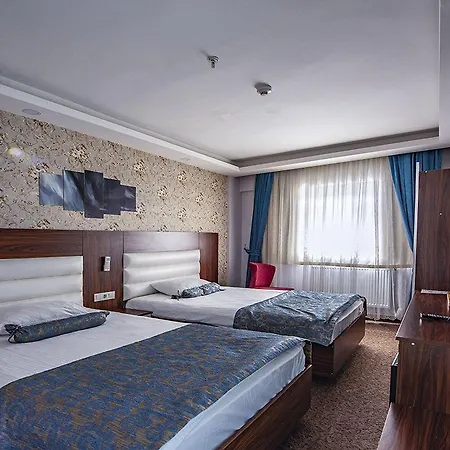 Madi Hotel 3*