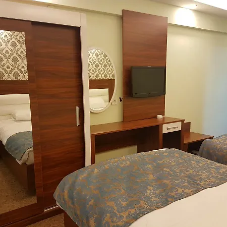 Hotel Madi