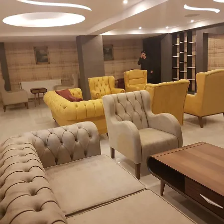 Madi Hotel 3*