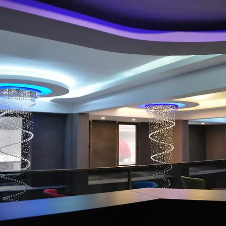 Madi Hotel 3*