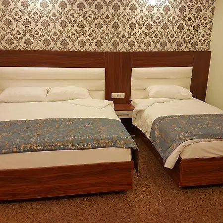 Hotel Madi