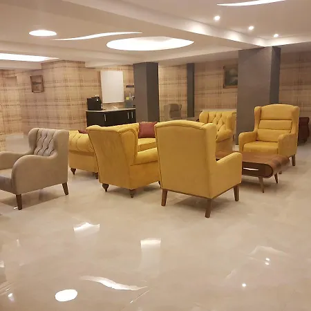Hotel Madi